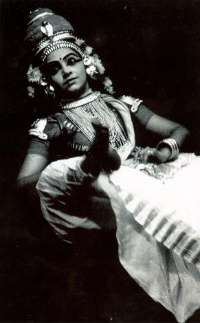 印度：喀拉拉邦表演藝術團（Natana kairali-Theatre and Performing Arts of Kerala）演出《悉多：搶救之戰》、《拉瓦納：十頭魔神》。（喀拉拉邦表演藝術團提供）