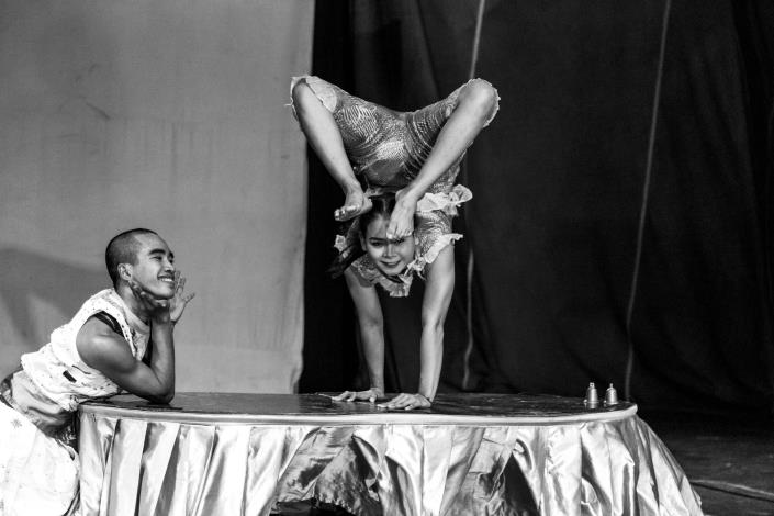 柬埔寨：法爾藝術學院（Phare  Ponleu Selpak）帶來全新創作《勇者之光》。（法爾藝術學院提供）