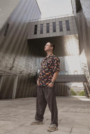 作為劇場導演，宋厚寬說：天啊，我好痛苦！但是痛苦的我，好帥！（劉德媛攝）