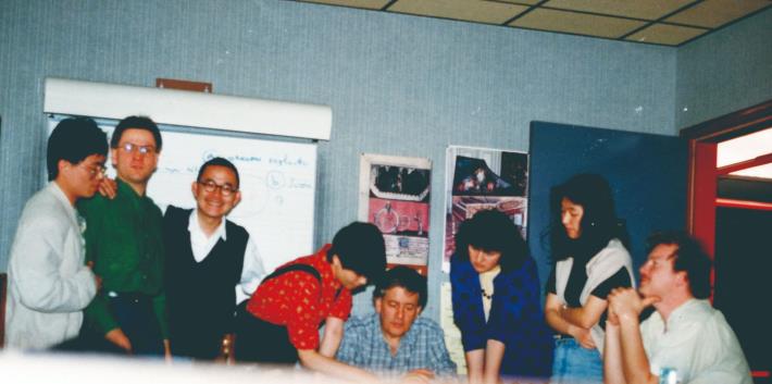董昭民音樂家養成路：1992年參加法國巴黎指導教授 Paul Mefano 作曲家研習營。（董昭民提供）