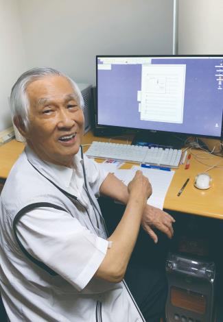 陳茂萱以超過六十年的音樂教學、創作與行政經驗，將臺灣音樂帶向新高峰，展現音樂人對文化傳承與未來發展的責任；他的成就不僅拓展臺灣音樂的多樣性，更為下一代音樂人舖築廣闊的前景。（陳學毅提供）