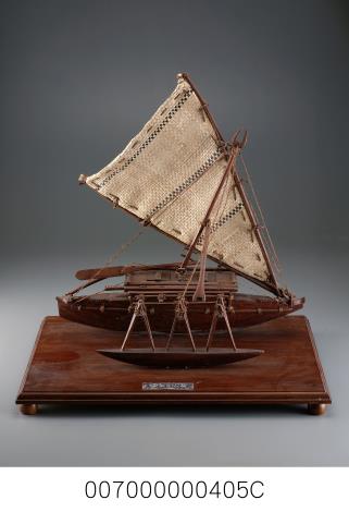 斐濟傳統獨木舟Camakau模型