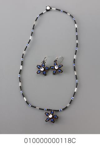 諾魯藍黑星果藤珠花套鍊