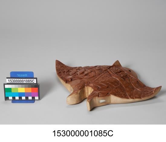 帛琉木雕故事板