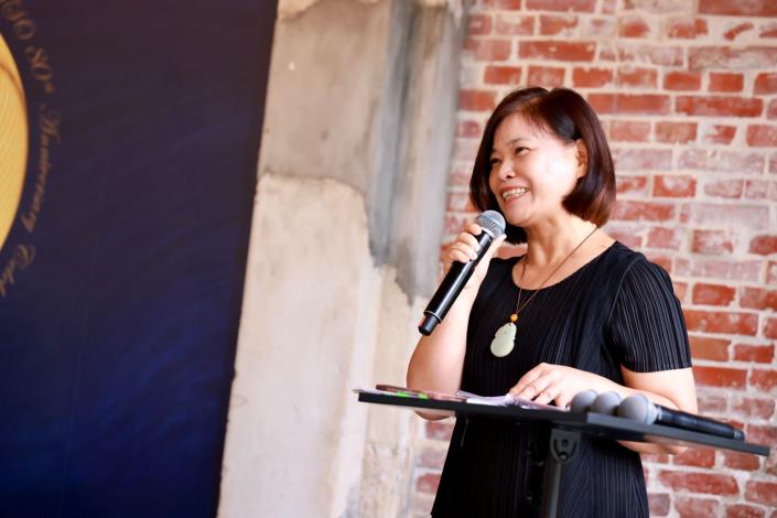 記者會主持人林麗如副團長