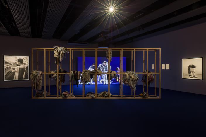 The exhibition 'Huang Po-Chih_ Waves'_02 (Photo by Mark Blower)