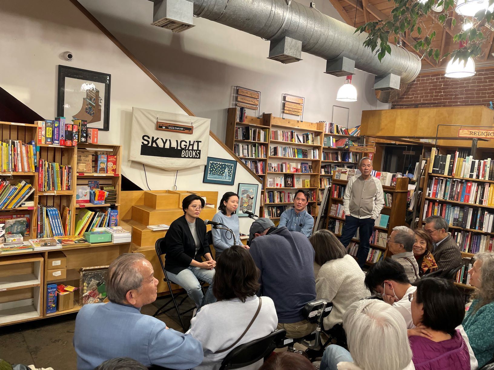 ‘Taiwan Travelogue’ U.S. book tour garners enthusiastic responses