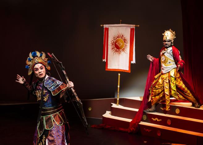 EX-Asia Theatre Troupe collaborates with Taiwanese dan performer Chao Hsin