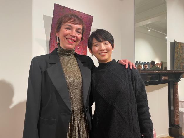 Lisa Coirier (left), the founder of Spazio Nobile Gallery, and artist Kao Pao-hui