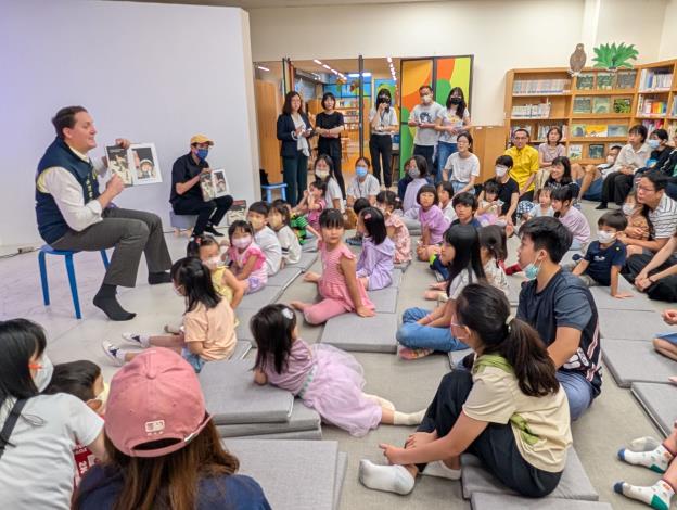 張子霖處長的故事時間深受大小朋友喜愛