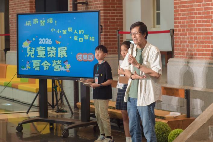 兒童文學作家林世仁致詞。(臺文館提供)