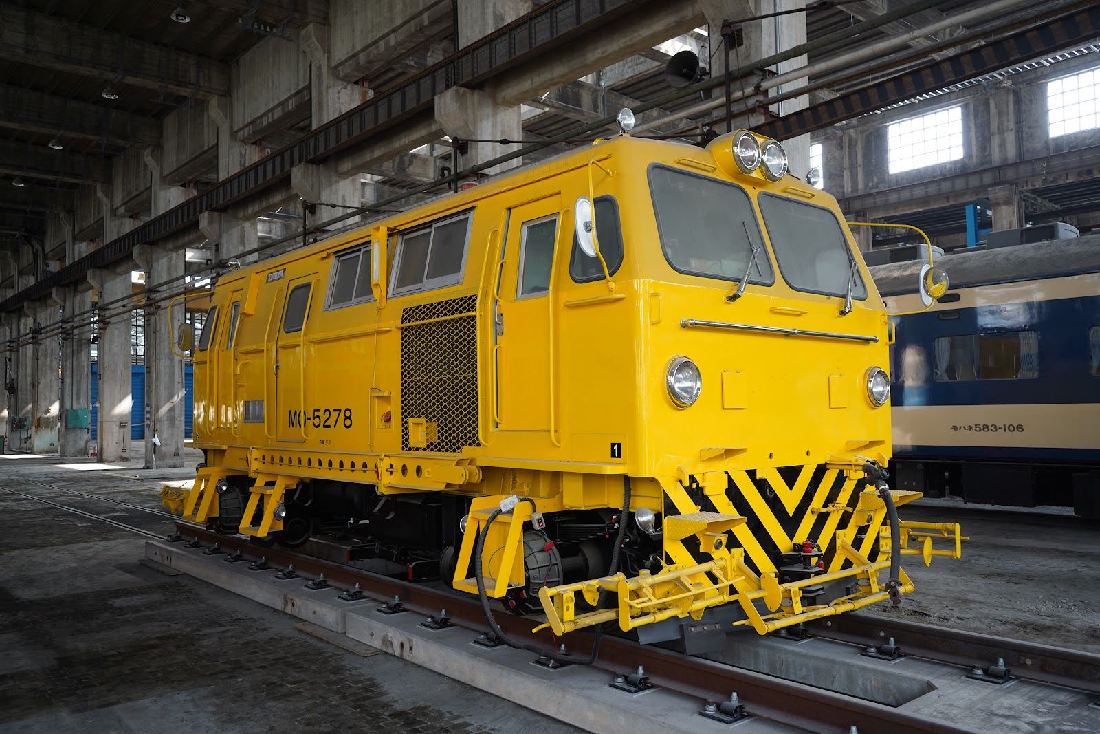 R300A型確認車