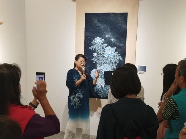 湯文君藍染創作展-志工導訓現場 (12)
