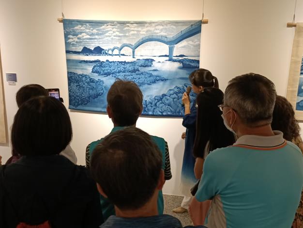 湯文君藍染創作展-志工導訓現場 (11)