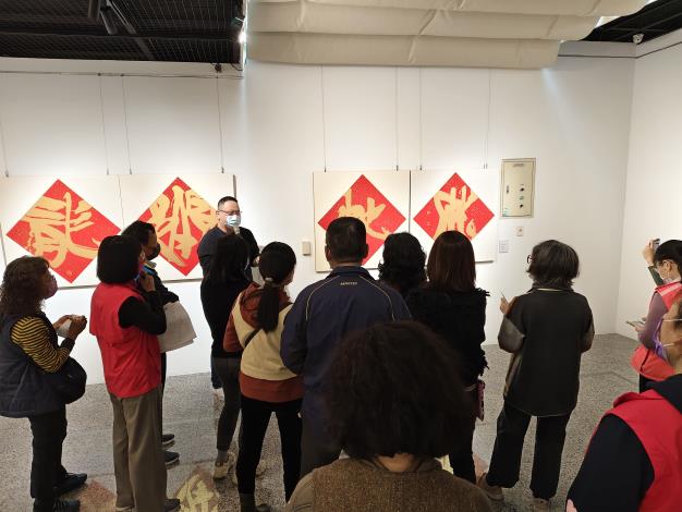 於同生知命書藝展-志工導訓現場 (16)