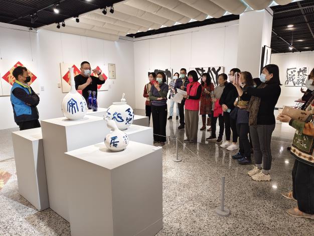 於同生知命書藝展-志工導訓現場 (20)
