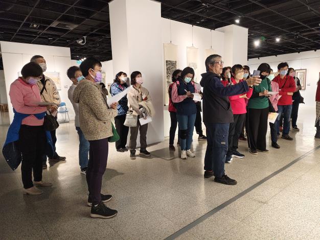 墨雲域境-墨雲畫會聯展-志工導訓現場 (8)