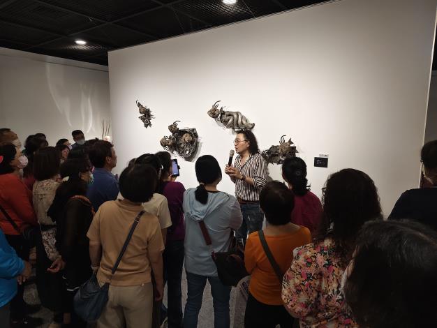 林時植陶藝複合媒材創作展-志工導訓現場 (10)