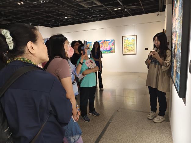 彰化藝術高中師生聯展-志工導訓現場 (35)