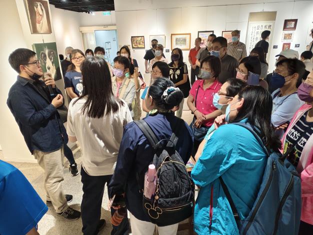 彰化藝術高中師生聯展-志工導訓現場 (9)