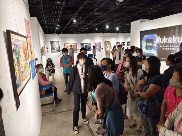 彰化藝術高中師生聯展-志工導訓現場 (24)