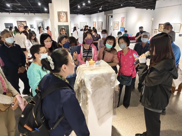 彰化藝術高中師生聯展-志工導訓現場 (11)