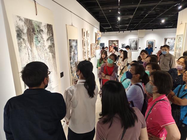 彰化藝術高中師生聯展-志工導訓現場 (13)