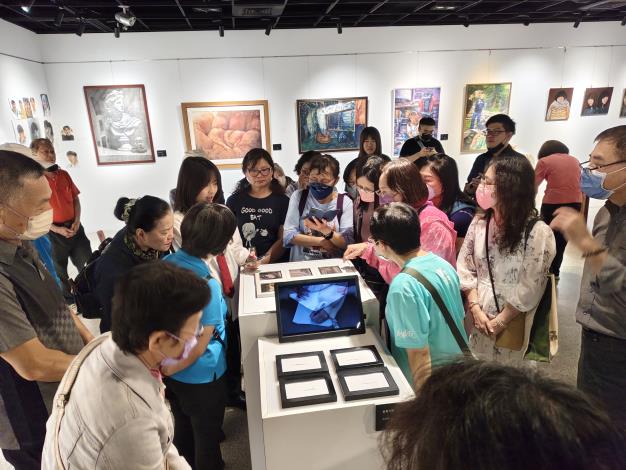 彰化藝術高中師生聯展-志工導訓現場 (12)