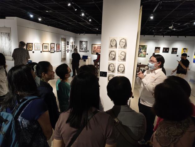 彰化藝術高中師生聯展-志工導訓現場 (19)