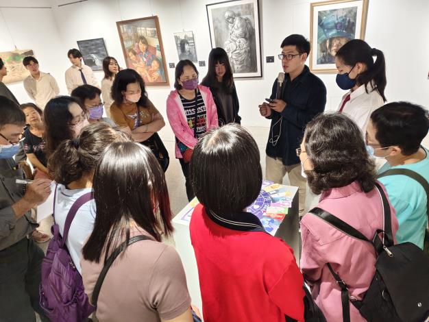 彰化藝術高中師生聯展-志工導訓現場 (21)