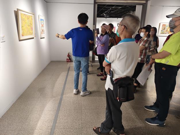 黃俊明數位藝術展-志工導訓現場 (16)