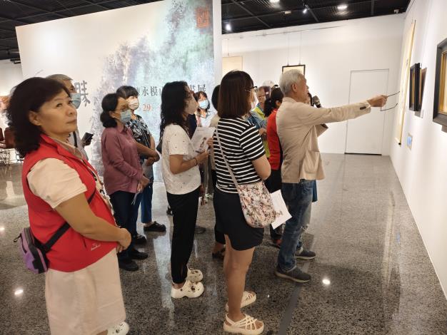 陳永模水墨創作展-志工導訓現場 (5)