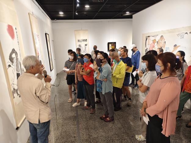 陳永模水墨創作展-志工導訓現場 (9)