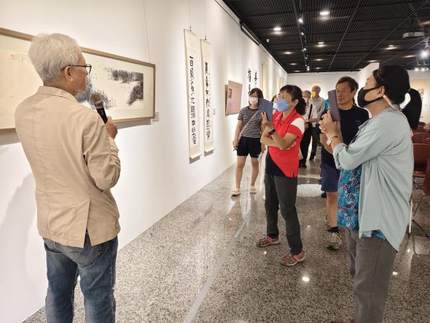 陳永模水墨創作展-志工導訓現場 (14)