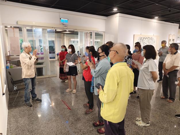 陳永模水墨創作展-志工導訓現場 (3)