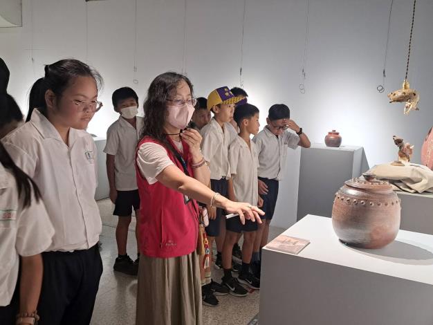 東芳國小導覽現場 (9)