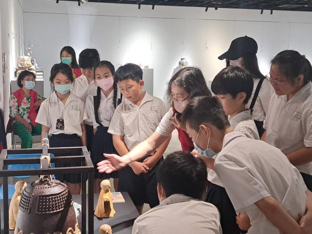 東芳國小導覽現場 (6)