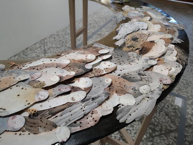 展出作品〈經過〉 局部