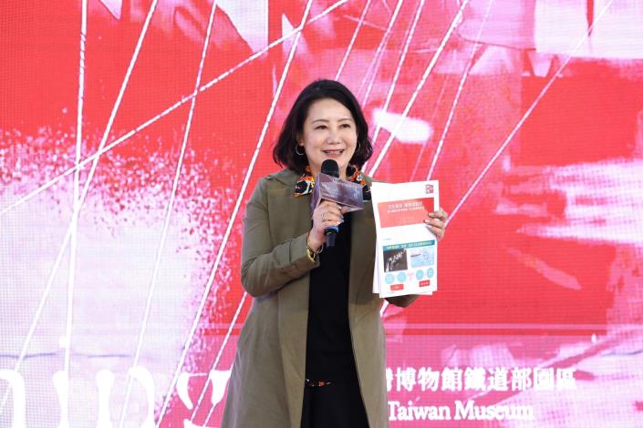 立法委員吳思瑤