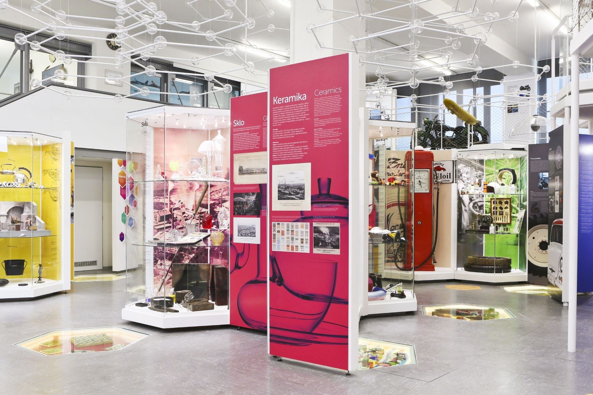 permanent exhibition Chemistry about us 1_web