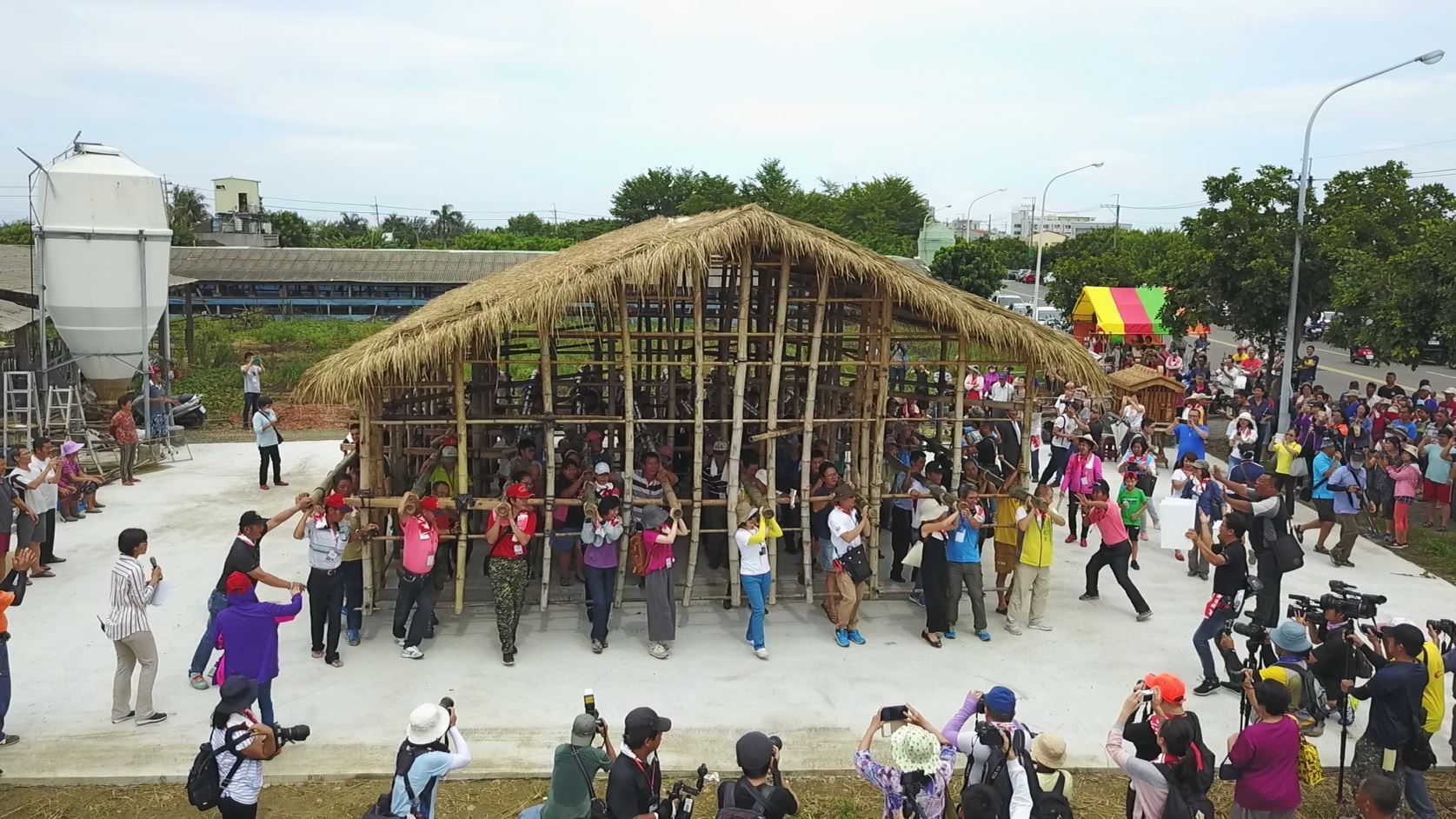 The research findings on water culture are closely linked to local communities, as exemplified by the practice of using Tik-long- a-tshu.