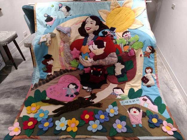 林詩齡-台灣最美的風景是人-婦女新知婦女權益百納被180x210cm