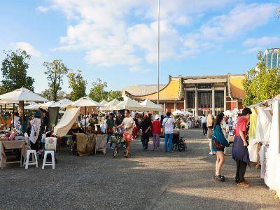 文創市集人潮踴躍