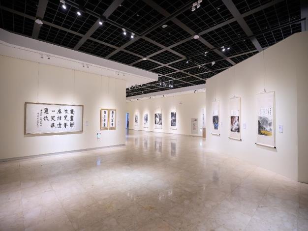 展場