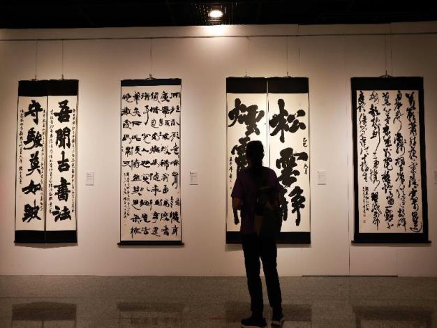 展場