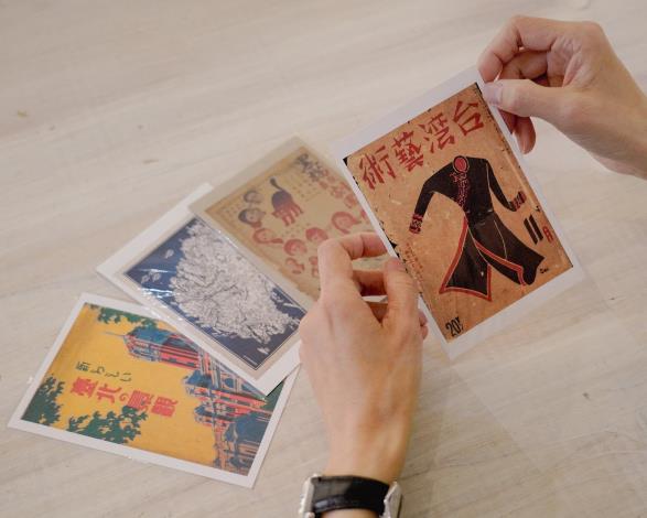 春節假期參與「飛馬傳書」明信片活動，於乘載特色歷史圖像的明信片上，寫下對未來的祝福與展望。