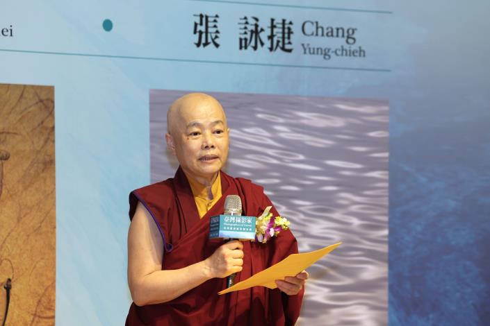傳主攝影家張詠捷提及，很久以前曾許願有一天能成為臺灣最優秀的攝影家，而今天專書的出版可以說是圓滿年幼時的夢。