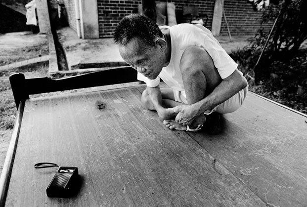 Who Cannot See