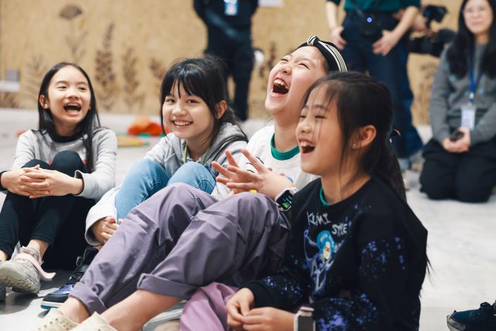 9孩子們開心與享受遊戲分享的過程