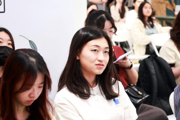 共同思考共融兒童教育中如何確立兒童的參與定位 。